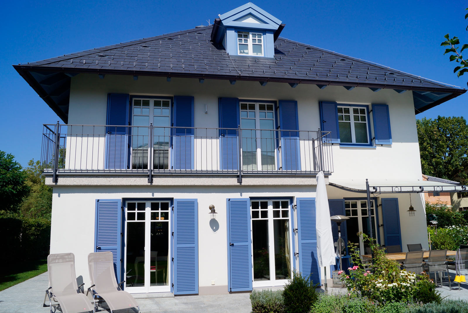 Villa Blue in Anif von Jürgen MATZER Architekten